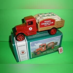NIB! 1931 Texaco Hawkeye truck, part of the "Texaco Country Club" series
